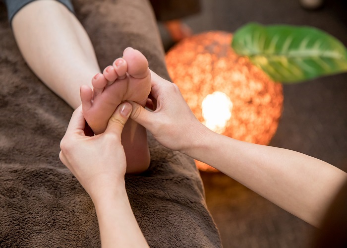 Reflexology massage in Khalifa City  